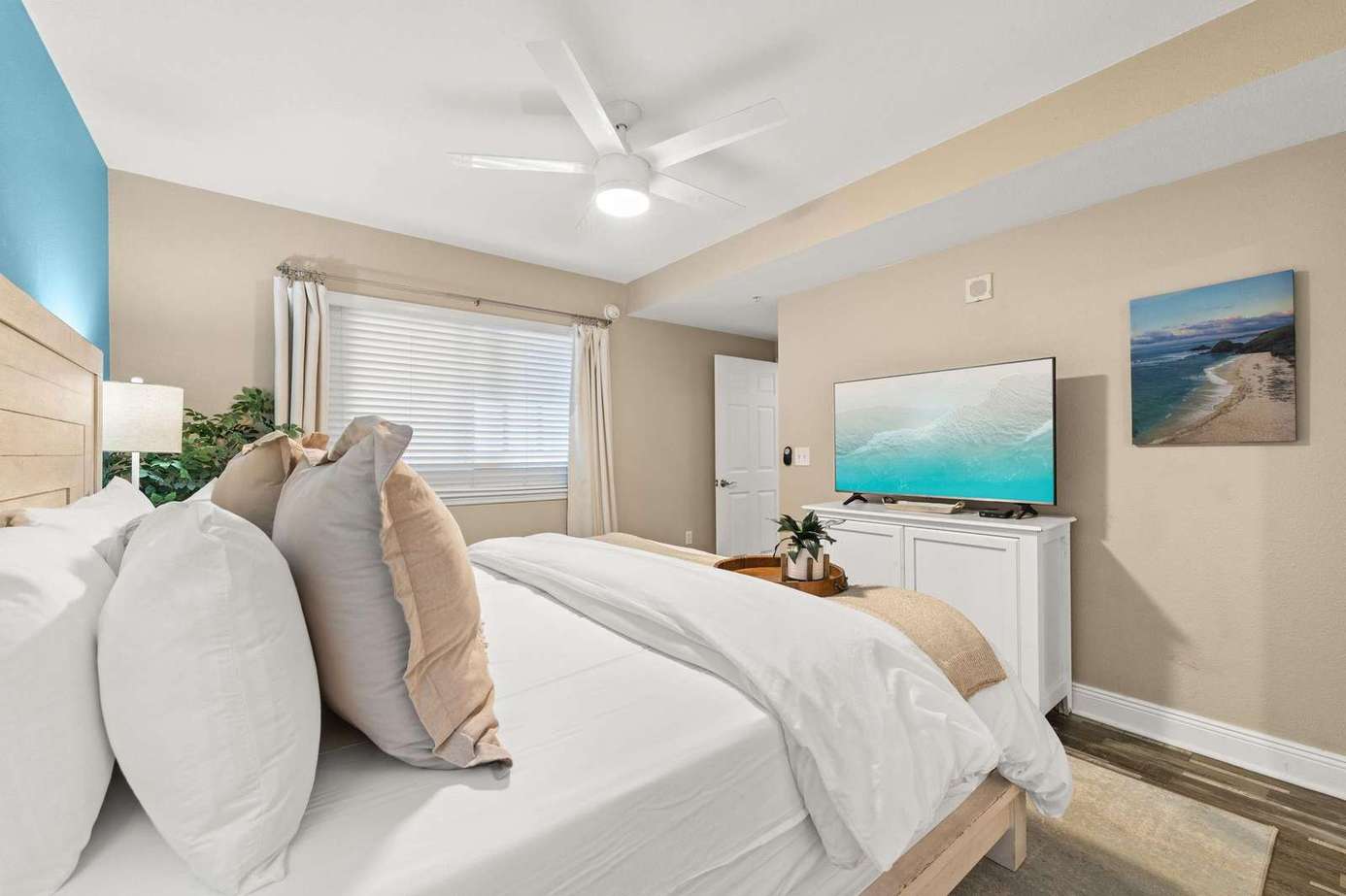 Emerald Beach Resort #727 | Emerald's Gem