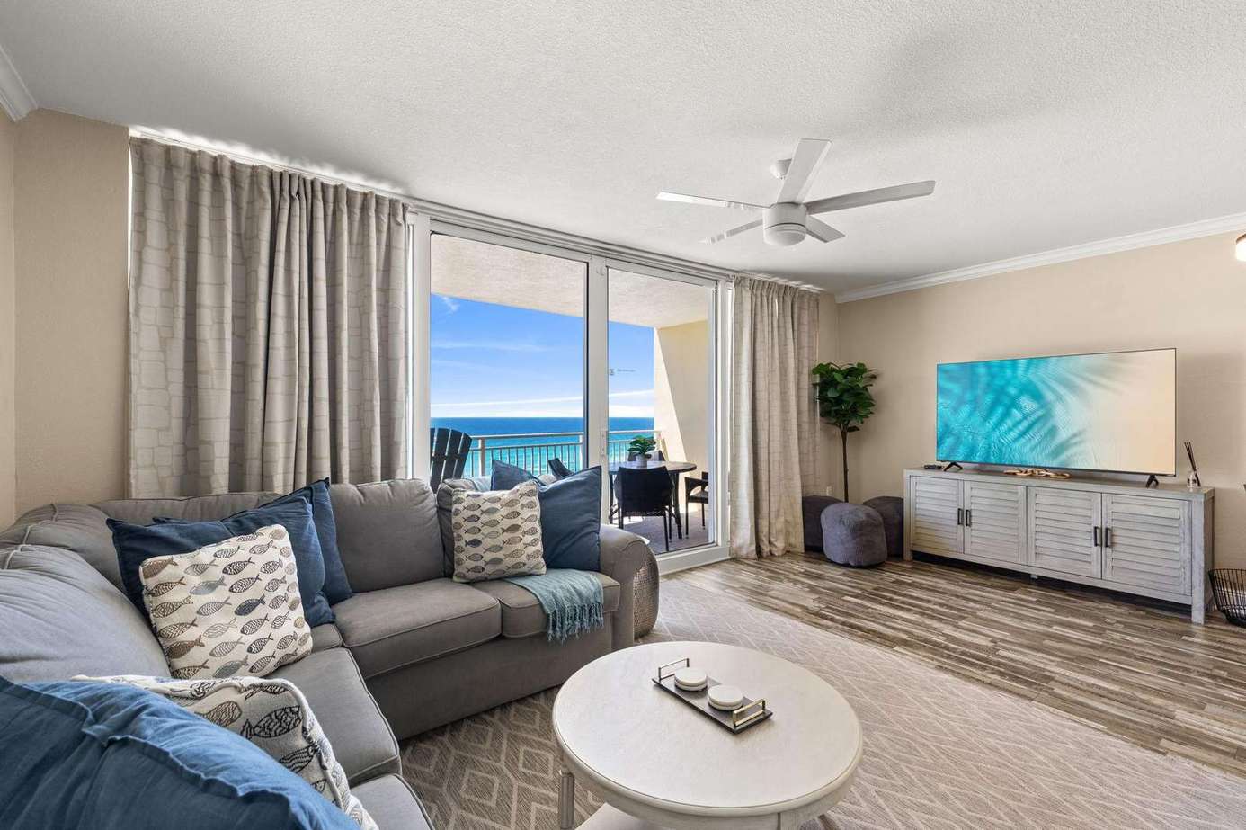 Emerald Beach Resort #727 | Emerald's Gem