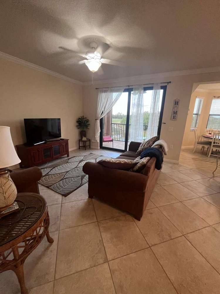 Beautiful condo overlooks a lake and golf course. Preview 0